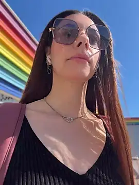 Snapshot of Amelie_Crosby chatting on June 7, 2026, 12:42 pm Amelie Crosby online show from June 7, 2026, 12:42 pm