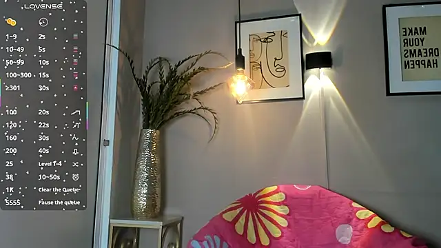 dulce fiore07 online show from November 6, 2025, 12:39 pm