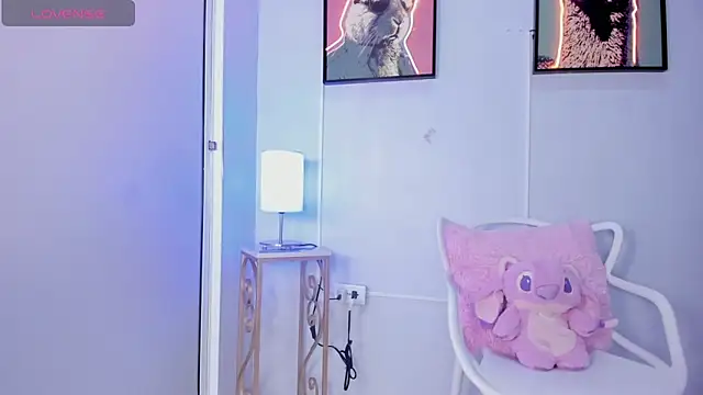 dulce fiore07 online show from February 24, 2026, 12:14 pm