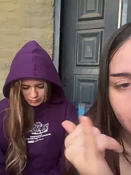 tetutamy online show from September 22, 2025, 10:01 pm