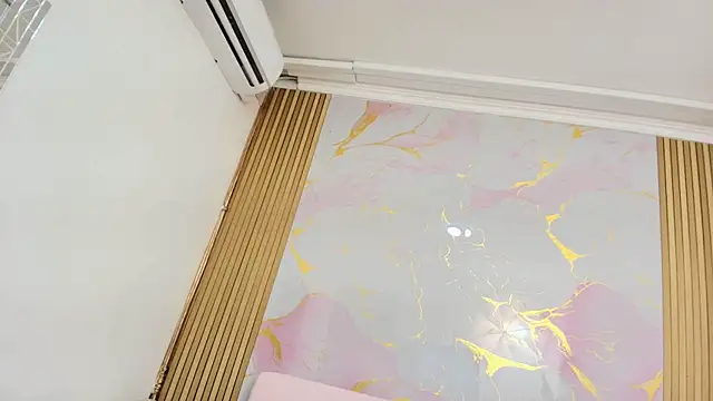 MayaBaker online show from September 10, 2025, 7:14 pm