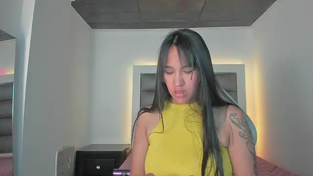 Andrea brunnette online show from September 16, 2025, 1:12 pm