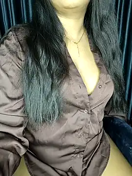 Webrowncouple online show from October 4, 2025, 2:31 am