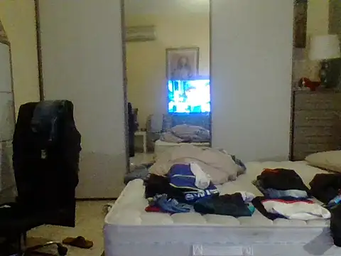 KalendaXL online show from October 4, 2025, 4:49 pm