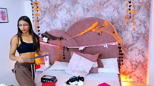 RavenGloomy online show from October 24, 2025, 7:43 pm