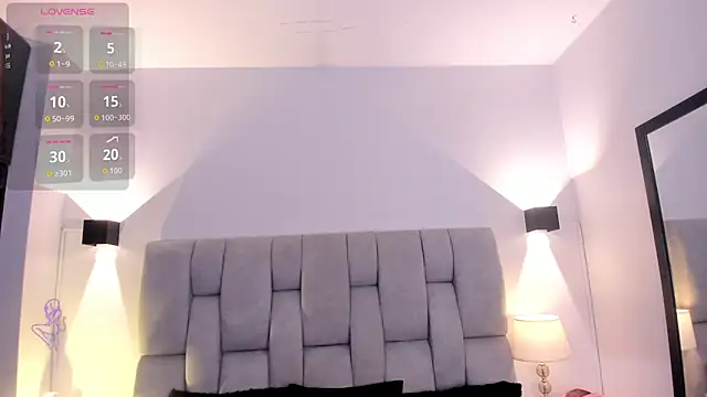 Mia volkova online show from October 2, 2025, 12:12 pm