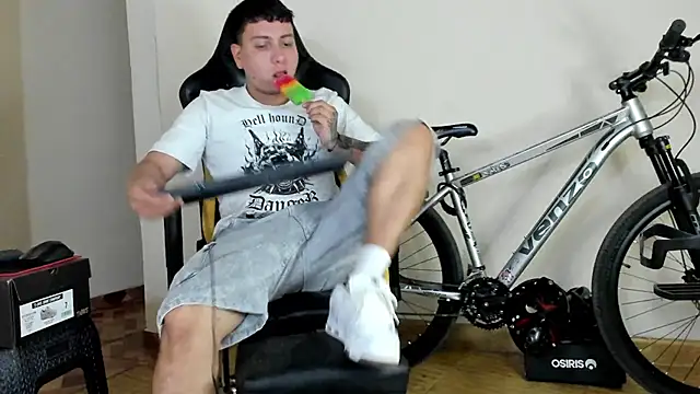 HELLSTAR online show from October 19, 2025, 8:26 am