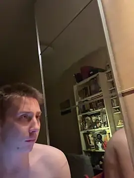 MaxxAsstEuff online show from February 4, 2026, 11:53 pm