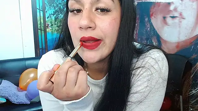 gigi gilt  online show from March 29, 2026, 4:40 pm