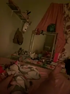 Snapshot of CairoR2122 chatting on March 16, 2026, 9:02 am CairoR2122 online show from March 16, 2026, 9:02 am