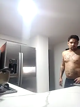Maximo cum27 online show from March 26, 2026, 9:31 pm