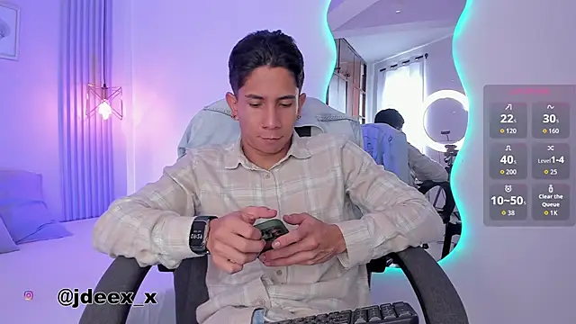 j deex online show from October 21, 2025, 2:29 pm