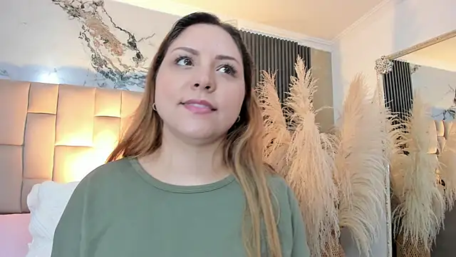 Snapshot of cloesummerr_ chatting on April 25, 2026, 12:30 pm cloesummerr online show from April 25, 2026, 12:30 pm
