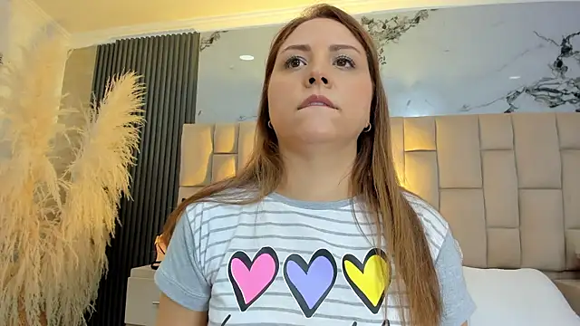 Snapshot of cloesummerr_ chatting on May 27, 2026, 12:46 pm cloesummerr online show from May 27, 2026, 12:46 pm