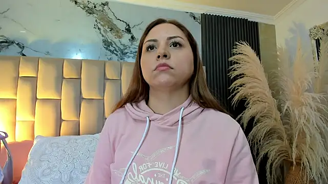 Snapshot of cloesummerr_ chatting on May 29, 2026, 12:58 pm cloesummerr online show from May 29, 2026, 12:58 pm