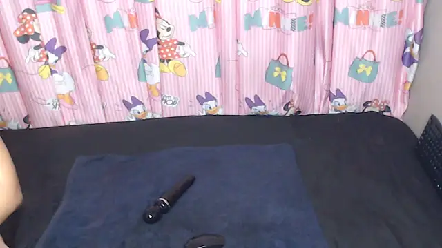 TrishahXo online show from April 3, 2026, 7:34 pm