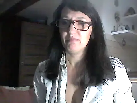 Elena48324 online show from February 11, 2026, 6:24 pm