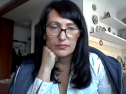 Elena48324 online show from April 10, 2026, 11:04 am