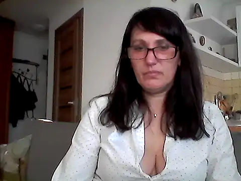 Snapshot of Elena48324 chatting on April 23, 2026, 4:53 pm Elena48324 online show from April 23, 2026, 4:53 pm