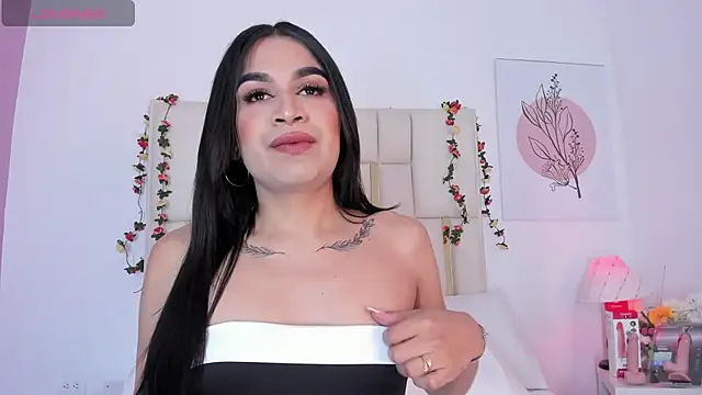 Silvana-Castro online show from November 6, 2025, 11:22 am