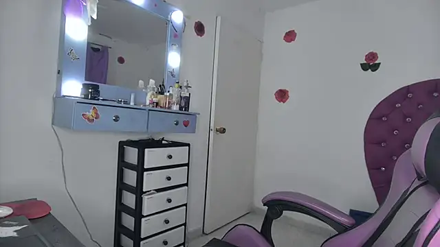 soffy rosses online show from April 22, 2026, 2:25 am