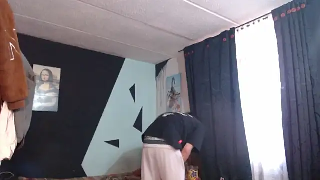 malek xarx  online show from October 19, 2025, 10:10 pm