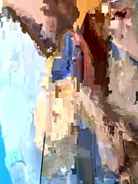 malek xarx  online show from January 14, 2026, 1:17 pm