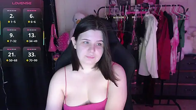 AmyVibess online show from July 7, 2026, 6:12 pm