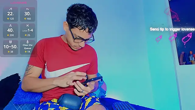 Luke Stone online show from September 13, 2025, 3:12 pm