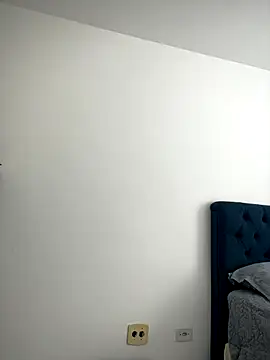 Snapshot of Miss-Brazil chatting on December 14, 2025, 1:49 pm Miss-Brazil online show from December 14, 2025, 1:49 pm