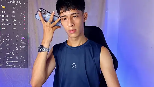Snapshot of Danny_cute_05 chatting on May 13, 2026, 3:42 pm Danny cute 05 online show from May 13, 2026, 3:42 pm
