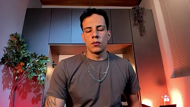 Dustin Sonne online show from May 16, 2026, 3:47 am