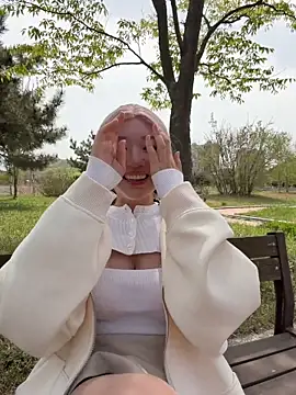 winter11 online show from April 22, 2026, 4:04 am