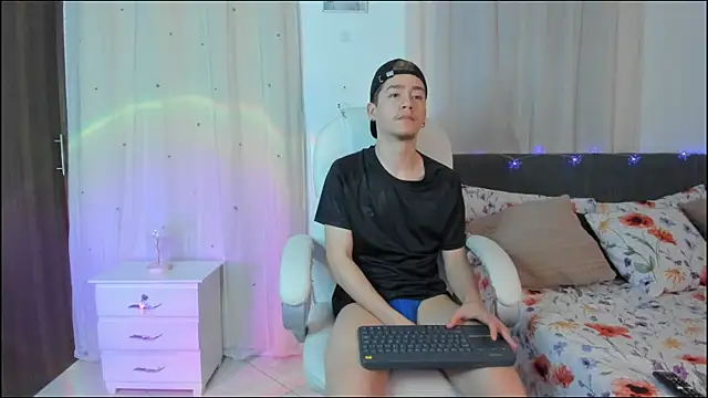 ThiagooJames online show from January 10, 2026, 5:09 am