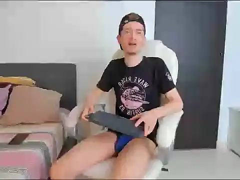 ThiagooJames online show from March 7, 2026, 2:25 pm