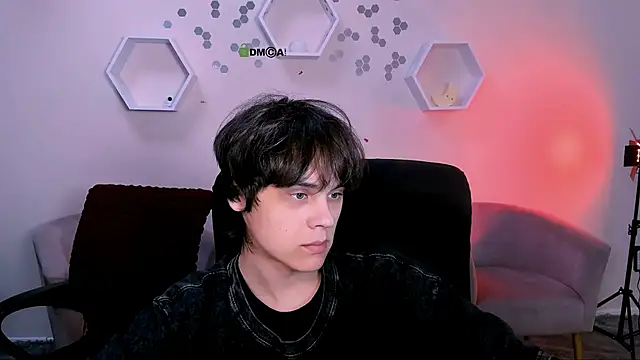 karl mans online show from December 5, 2025, 9:51 am