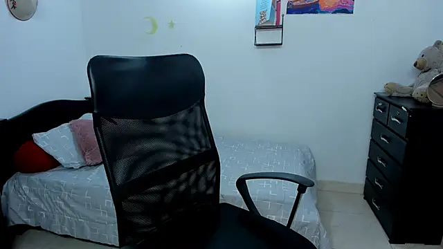 Snapshot of Sweet_Amanda_95 chatting on November 17, 2025, 3:45 am Sweet Amanda 95 online show from November 17, 2025, 3:45 am