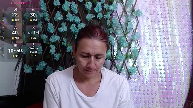 darling hott online show from October 6, 2025, 9:40 am