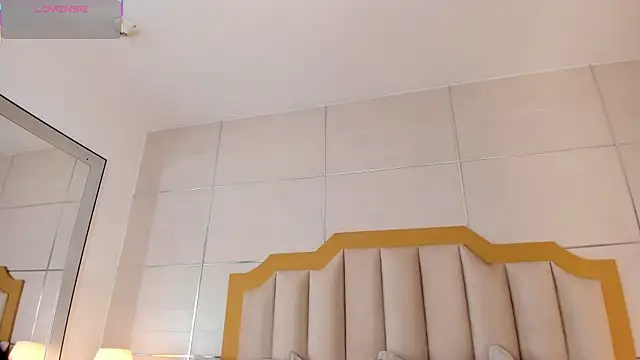 MaddieParker online show from October 29, 2025, 7:26 pm