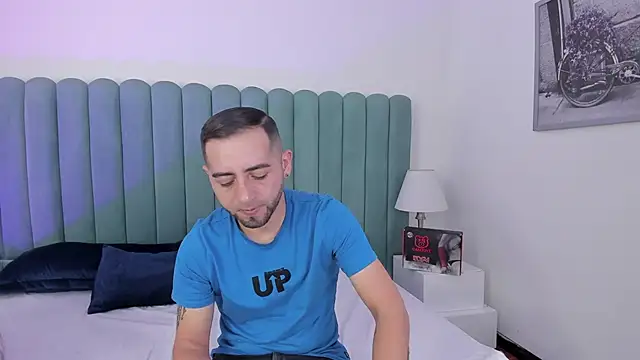 Lushian  online show from September 23, 2025, 2:53 pm