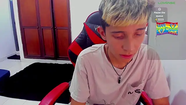 Snapshot of gomitaboy_1 chatting on September 9, 2025, 8:41 pm gomitaboy 1 online show from September 9, 2025, 8:41 pm