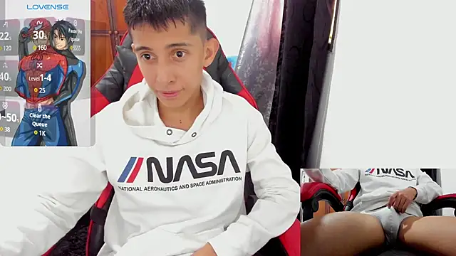 Snapshot of gomitaboy_1 chatting on October 17, 2025, 6:43 pm gomitaboy 1 online show from October 17, 2025, 6:43 pm