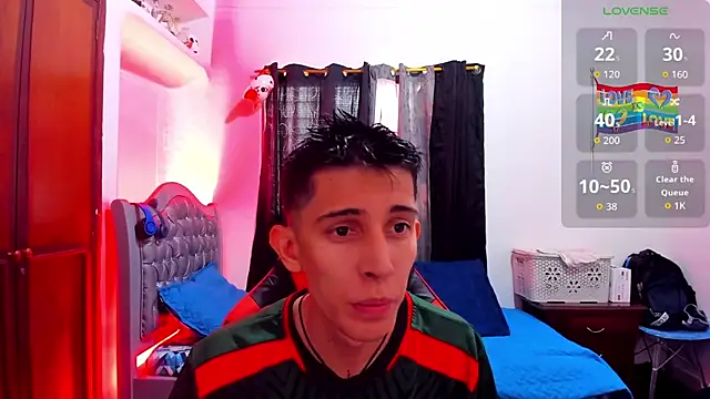 Snapshot of gomitaboy_1 chatting on December 3, 2025, 8:07 pm gomitaboy 1 online show from December 3, 2025, 8:07 pm