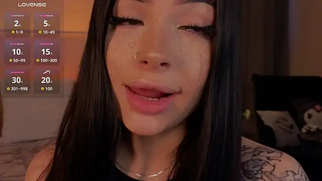 honey     bunny online show from April 22, 2026, 10:06 am