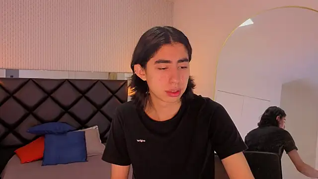 ryo light online show from October 13, 2025, 8:20 pm