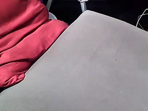 20cmloiro online show from October 15, 2025, 7:14 pm