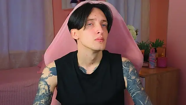 Martin Jin online show from October 3, 2025, 12:02 pm