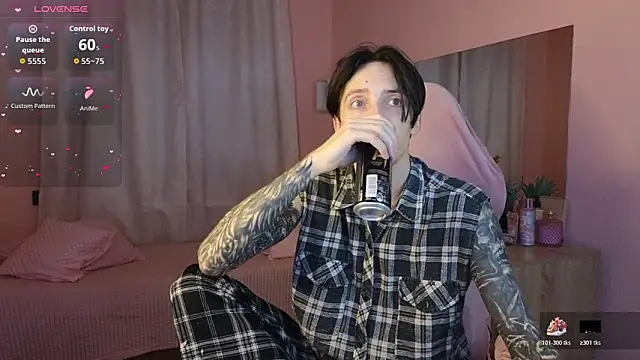 Martin Jin online show from November 7, 2025, 12:16 pm