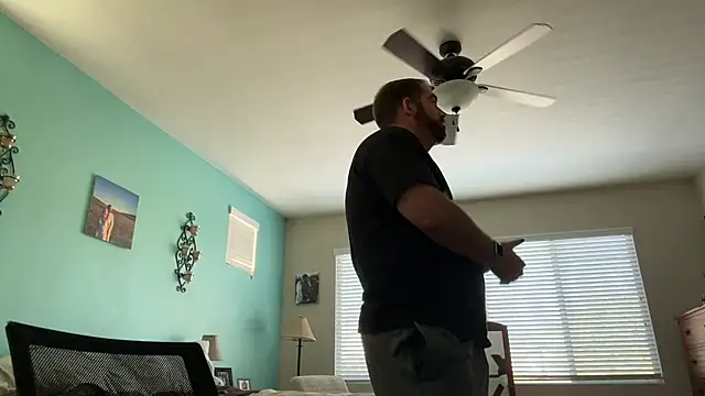 Snapshot of spongers1402 chatting on February 4, 2026, 10:58 pm spongers1402 online show from February 4, 2026, 10:58 pm