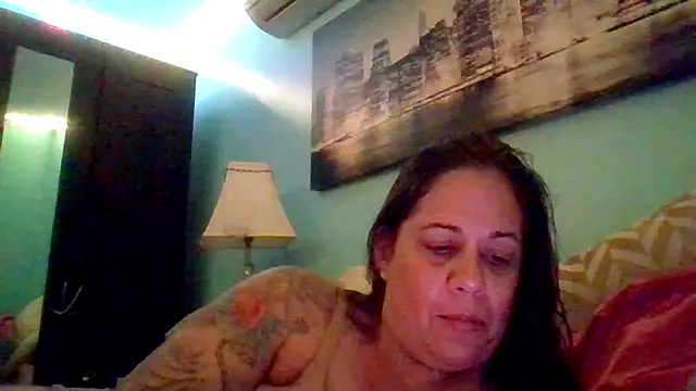 PrettyKittyMia online show from September 27, 2025, 5:01 am